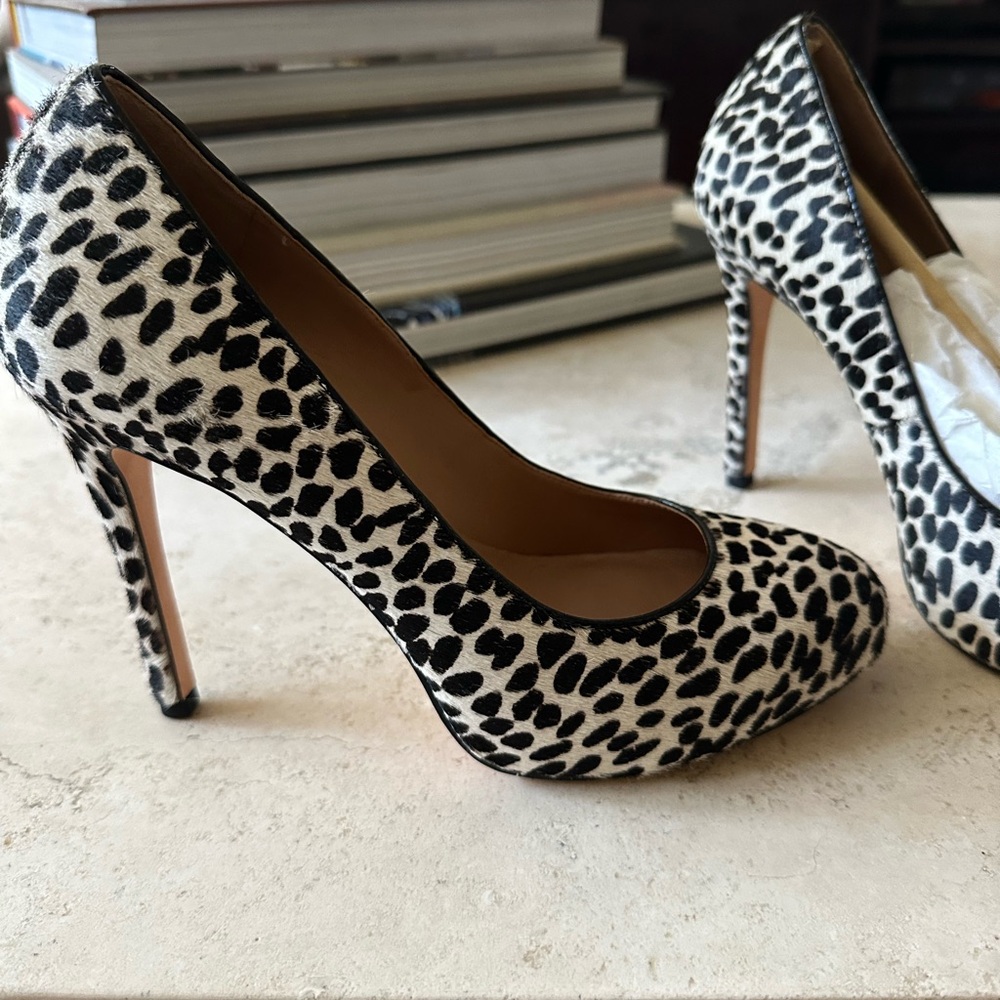 Ann Taylor black and white faux skin heels
